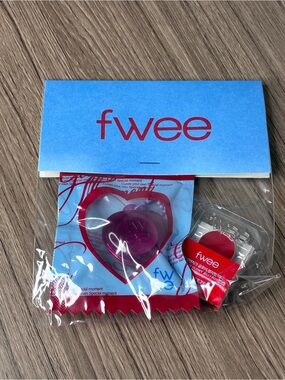 🐼 3/$25 NWT fwee Lip & Cheek Glowy Jelly Pot mini + Keychain Set - K Beauty